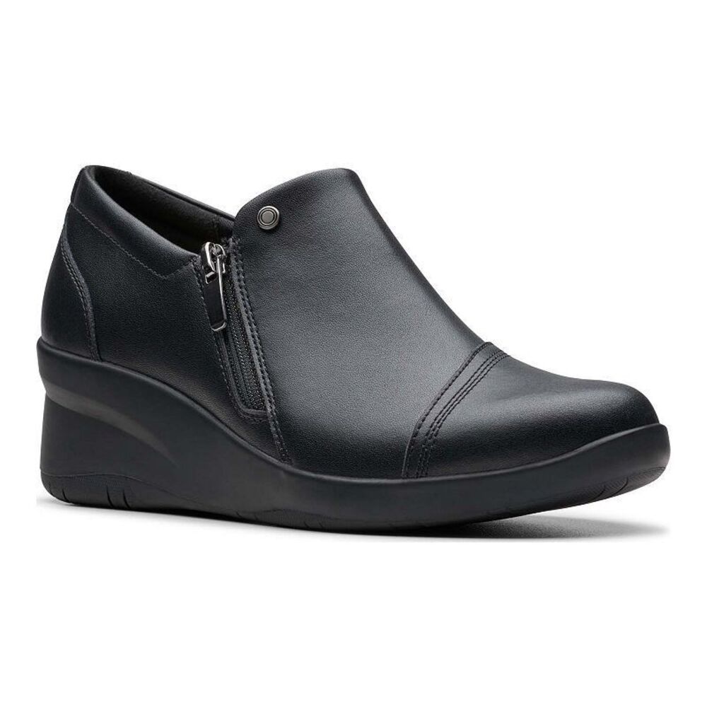 Clarks Women's Suttyn Zip Black Bootie Sz 9.5 M New Leather